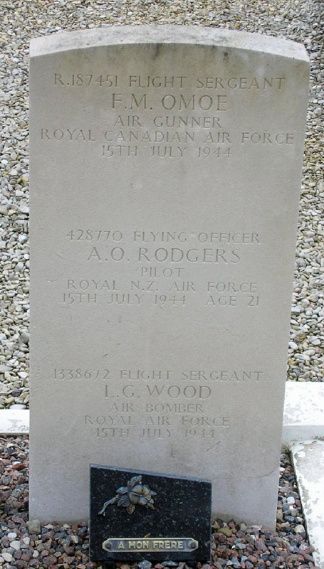 F/Sgt Leonard George Wood<br/><br /><br />died July 15th, 1944